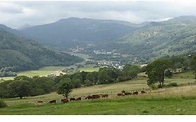 Vacances au pied des Monts du Cantal
